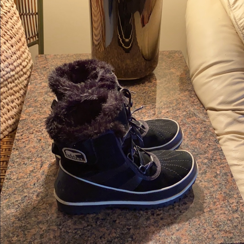 Beautiful Sorel boots very lightly worn